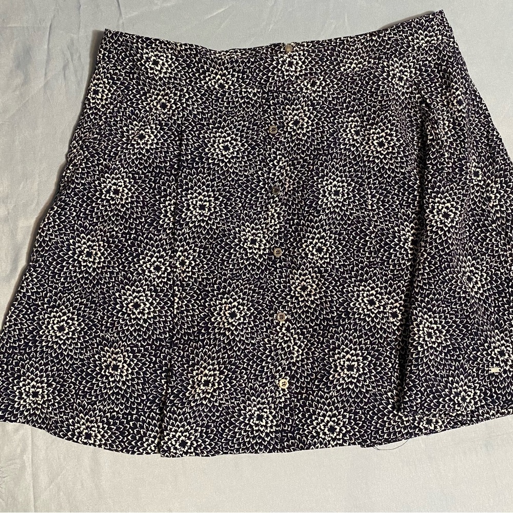 Tommy Hilfiger White and Blue A-Line Mini Skirt